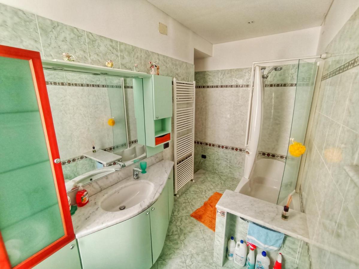 Appartamento La Casa Sul Mare-Savona Esterno foto